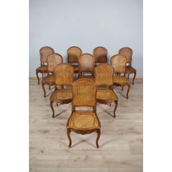 Dix chaises cannées style Louis XV