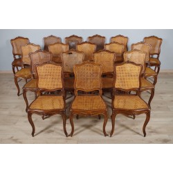 Dix-huit chaises style Louis XV