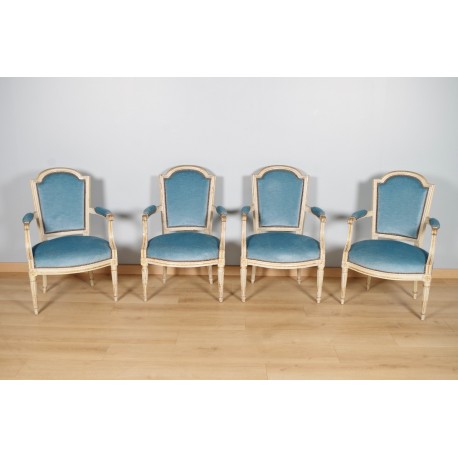 Quatre fauteuils époque Louis XVI